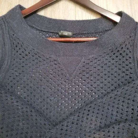 Club Monaco alpaca blend wool sweater (xs) - Picture 8 of 15